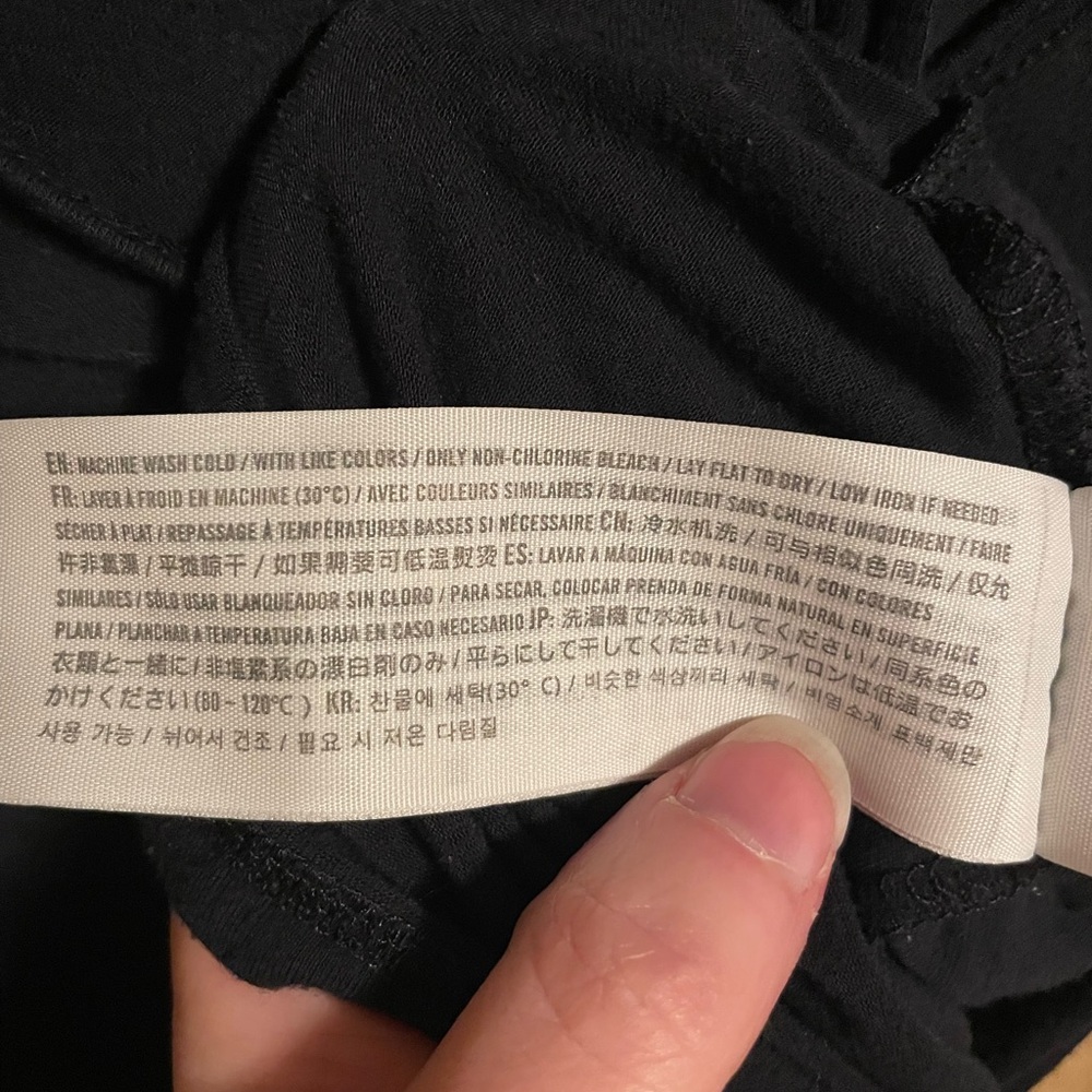 Hollister Must Have Collection Tie Front Long Sleeve Top - Picture 6 of 9